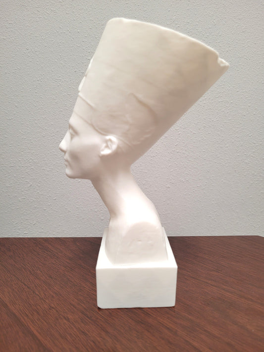 Nefertiti Bust